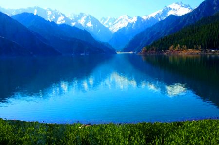 天池 喀纳斯 独山子大峡谷 伊犁 吐鲁番 鄯善沙漠12日游